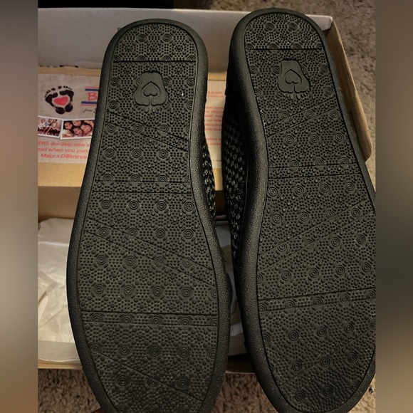 NWT Womens Bobs Bliss Mars Memory Foam Soles Size 7 US in woven black. - Picture 4 of 5